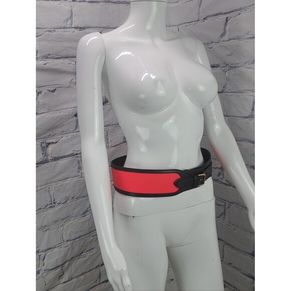 Emilio Pucci Women\'s Vintage Y2K 90s Genuine Leather Belt Italy Medium 28-31\